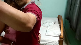 Indian Cute Model Shalini and Photographer Nikhil Hot Sex and romantic Blowjob