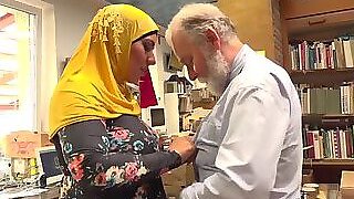 bookstore owner bangs a happy muslim wife