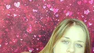 Amateur Webcam Teen Masturbates And Teases