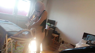 Sexy wife doing chores in the house naked. Cum on wife's big ass. Hot foreplay with a couple, oil massage on the body.