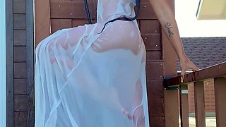 PUSSY BABE BRUNETTE masturbating
