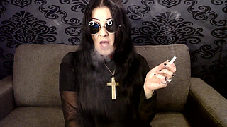 Halloween Ozzy Cosplay MILF Smoking