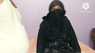 Muslim girlfriend ko Ghar bula ker boyfriend ne chudai ker daali.
