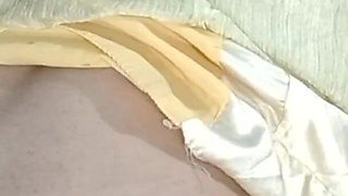 Honeymoon Bride Fucked Analhole with Black Dildo for Open Her Analhole for Anal Sex
