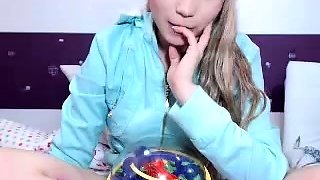 Stunning anal blonde teen Melissa