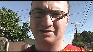Pizza Parlor Mackin - Round 1 - 20 Yo Gets Whited in Her 1st Porn