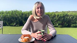 The beautiful Trixy gets straight to the point! - Jacquie et Michel TV