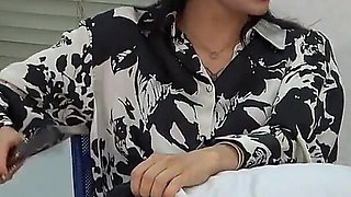Otk Spanking by Sadistic Female Boss. the Female Boss Enjoys Punishing Employees Who Make Mistakes on a Daily Basis
