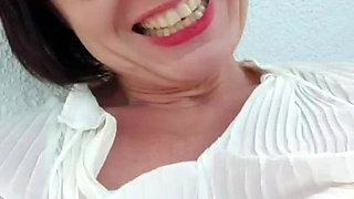 White Angel Squirting Outdoor