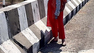 To Get Rid of the Driver Standing on the Bridge of Komal Highway