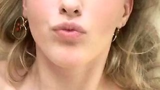 Big boob brunette masturbates on webcam