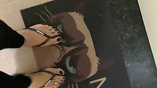 Arriving Home with This Perfect Black Pedicure