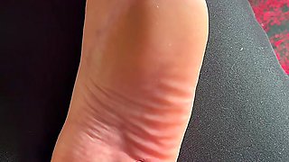 Cum on Sexy BBW Soles