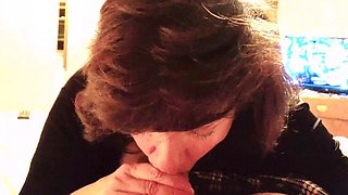 Fully clothed beautiful amateur mature blowjob on a college student on Thanksgiving break