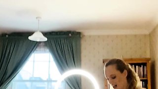 Webcam milf with breast milk live hardcore masturbate