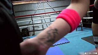 Sporty girl Gia Paige incredible xxx video