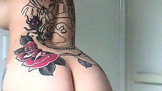 Busty babe playing with her big boobs