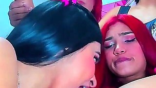 The Hottest Fingering Session with a Pretty Lesbian