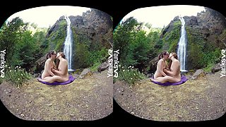 Endza & Sierra Lesbian Camping & Cumming