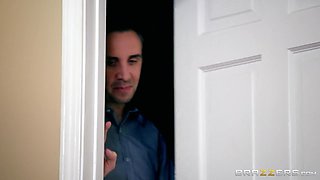 Virgin Lessons With Kirsten Lee, Keiran Lee - Brazzers