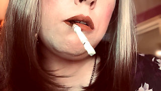 Miss Tina Snua Smokes A Slim Cigarette With A Holder - dangling Dangle Smoking Domme BBW OME OMI Drifts