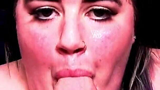 Cam model fucks her man on a slow day