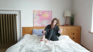 Mary Moon hot babe solo video