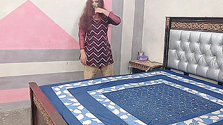 Bhabhi Was Cleaning the Room, Stepbrother-in-law Made Her a New Maid and Left Her, Indian Desi Bhabhi Doggystyle Anal Fuck Best