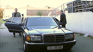 The Sex Addict Wife Gets Fucked by Her Relationship