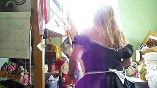 Maid Strip