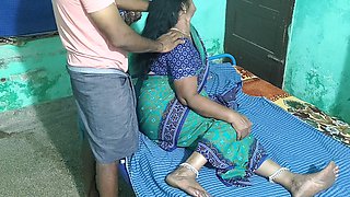 Real Sex Video of Young Man Hot Sex with Aunty