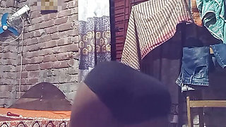 Hot Bhojpuri Strip Dance in Saree Desi Girl Slow Seduction