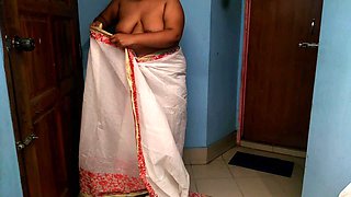 45 Year Old Asian Kaamwali Bai Ke Sath Indoor Masti Doodh Nikal Ke - Boss Ka Mast Chudai - Tamil Priyanka (hindi Audio)