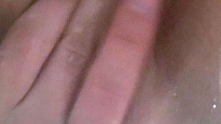 Young amateur teen in solo masturbation getting kinky