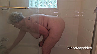 Shower Time with Everyone's Favorite PAWG GILF