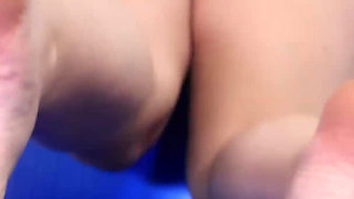 Barefoot Gym Girl Crazy Session