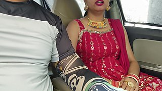 Cute Desi Indian Beautiful Bhabhi Gets Fucked with Huge Dick in Car Outdoor Risky Public Sex.