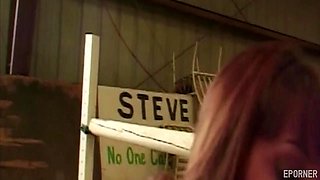 Attractive MILF beauty arousing sex clip