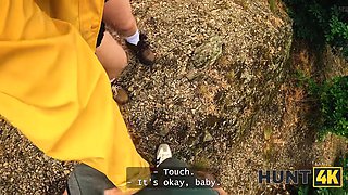 Hunt4k. faced a nude stranger with lovely boobs in the forest