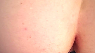 Juicydream - Soaking Wet and Pissed on! We Piss on My New Jeans Together