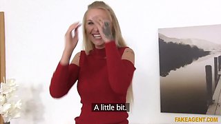 4 models have their vagina opened up on my casting bed - faux agent compilation