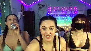 Leann amateur beautiful brunette with big boobs