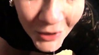 British Babe Blows for a Facial