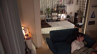 200gana-2488　ノリがいいのでお酒を口移しで飲ませてみたり