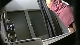 aussie Stepmom peeked in the bathroom