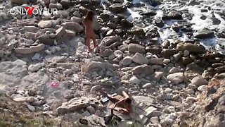 Beach Voyeur. Horny girl enjoys being fucked by stranger right on the beach