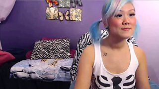 Loud American-Japanese Emo Cums with Sex Toy on Webcam