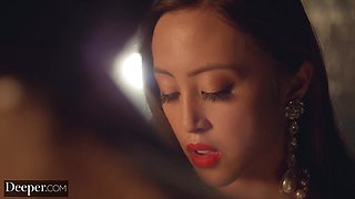 Horny singer gets with a BBC dude after her performance