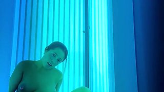 So Fucking Horny In The Tanning Booth With Verified Amateurs