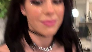Masturbation close up Tamara big clit